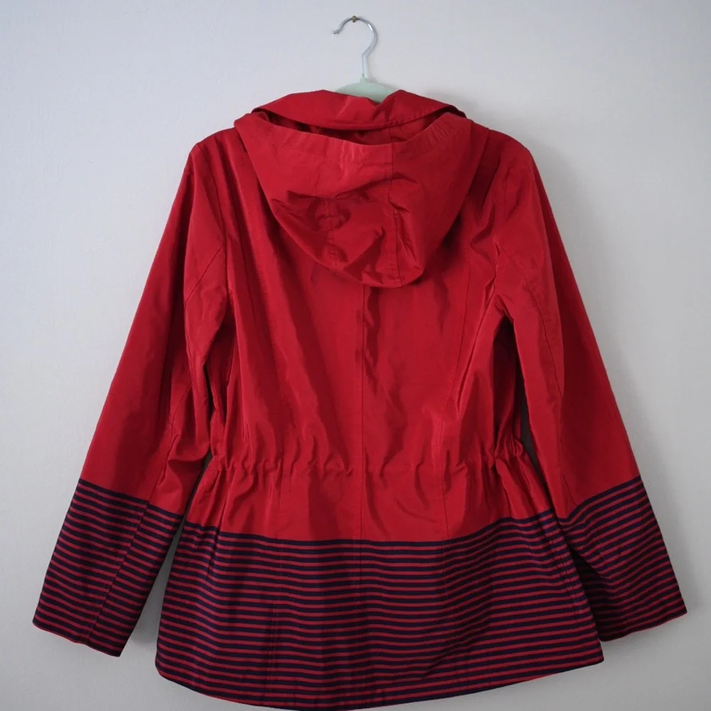 Charter Club Women’s Medium Red and Navy Striped Water Resistant Utility Jacket - Picture 4 of 12